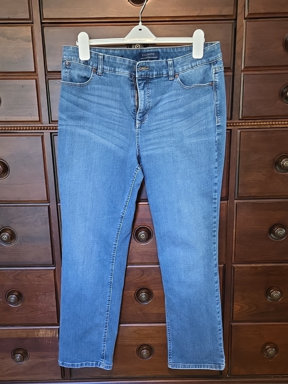 Talbots Curvy Straight-Leg Women's Jeans. Size 16 Blue
